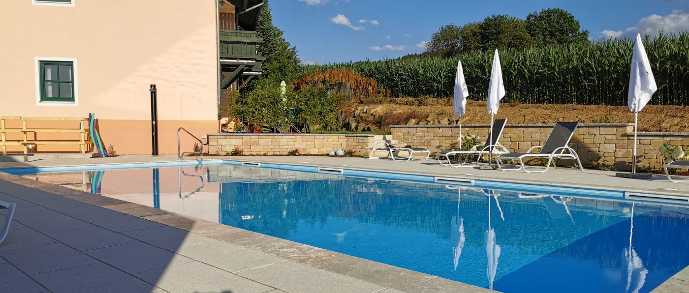 tuerlinger-hotel-gasthof-swimming-pool-cham-oberpfalz